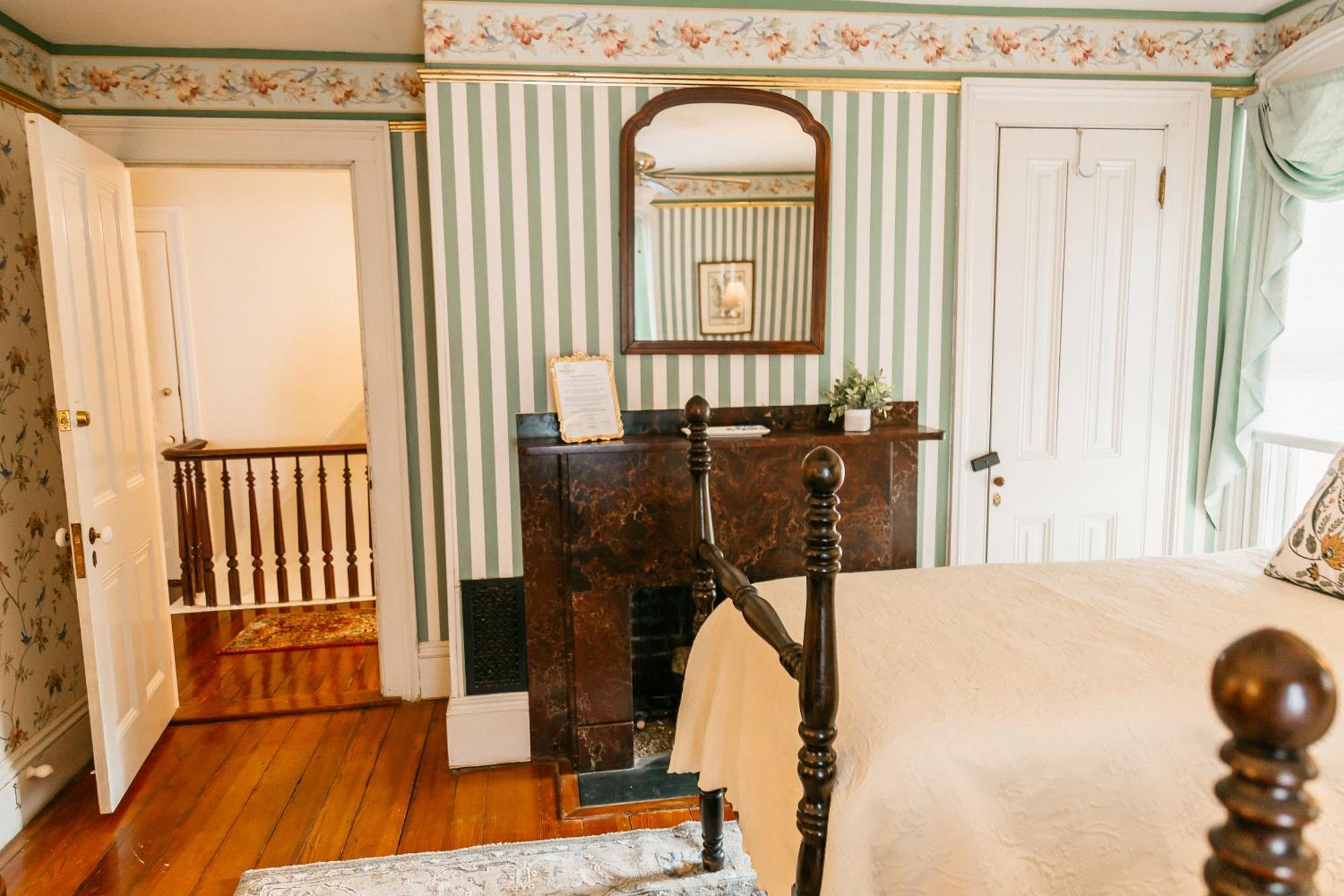 River House Inn Snow Hill エクステリア 写真